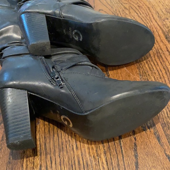 Guess knee high boots 👢 - Picture 7 of 8